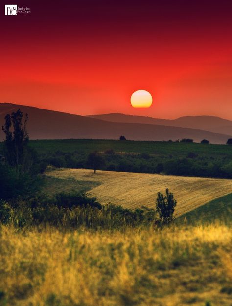 Taraxha, Kosovo Kosovo I Metohija, Fantastic Scenery, Balkan Countries, Europe Travel Places, Country Photos, North Macedonia, Stunning Nature, Sunset Beach, Macedonia