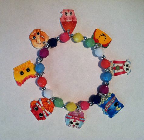 Shopkins+Beaded+Charm+Bracelet+We're+Having+A+by+Made4UBySisters2 Bug Juice, Paper Craft Videos, Shopkins Birthday, Kawaii Jewelry, Kandi Bracelets, Nostalgic Toys, Bead Charm Bracelet, Craft Videos, Bead Charms