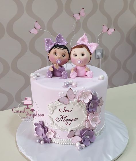 Twin Birthday Cakes Daughters, 1 St Birthday Cake For Twins, Cake For Twins Girls Birthday, Cake Designs For Twins, Twin Cake Ideas, Easter Desserts Cake, Toddler Birthday Cakes, Twin Birthday Cakes