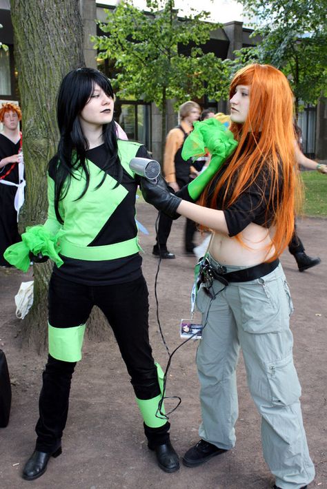 Sheego Kim Possible, Shego Cosplay, Kim Possible Cosplay, Best Friend Halloween Costumes, Everyday Cosplay, Kim Possible, Family Halloween Costumes, Halloween 2018, Family Halloween