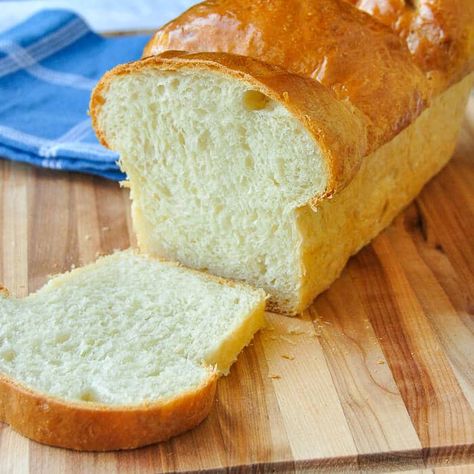 The Best Homemade White Bread Newfoundland Recipes, Homemade White Bread, Homemade Buns, Honey Bread, A Loaf Of Bread, White Bread Recipe, Rock Recipes, Best Bread Recipe, Loaf Of Bread