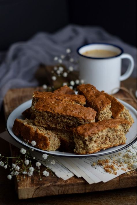 Health Rusks Recipe Health Rusks Recipes Low Carb, Bran Rusks Recipe South Africa, Nutty Wheat Rusks Recipes, South African Rusks Recipes, Health Rusks Recipes, South African Rusks, Snowball Recipe, Rusks Recipe, Homemade Jaffa Cakes