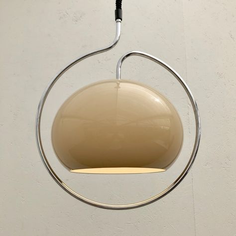 VNTG on Instagram: “For sale: Vintage Dijkstra pendant, Dutch design 1970s - - More info: www.vntg.com/104426/ - - #forsale #vintage #dijkstra #pendant #dutch…” Study Bar, Zimmer Diy, Luxury Restaurant, Contemporary Pendant Lights, Chandelier Bedroom, Table Cafe, Hanging Ceiling Lights, Nordic Modern, Modern Light