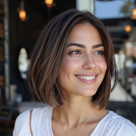 magnific iQjj7nfgKOMmtVYLTsXw Perfectly Symmetrical Bob with Medium Length Layers Peinados Hair Styles, Goddess Braids Hairstyles, Layered Hairstyles, Medium Length Hair With Layers, Chin Length Hair, Haircuts Straight Hair, Bob Hair, Penteado Cabelo Curto, Short Hair Haircuts