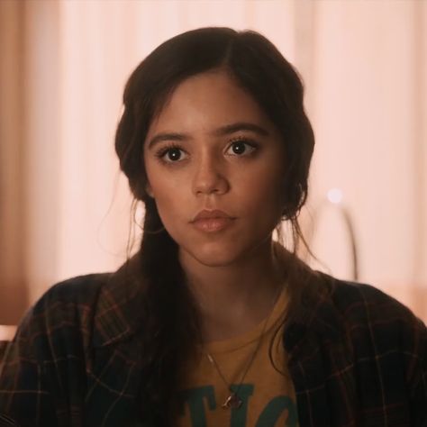 Jenna Ortega - Katie Torres Outter Banks, Yes Day, Stuck In The Middle, Brooklyn Nine Nine, Jenna Ortega, Face Claims, Banks, Brooklyn, It Cast