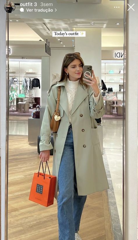 Casual College Outfits, Winter Fashion Outfits Casual, Fashion Top Outfits, Everyday Fashion Outfits, Woman Suit Fashion, Minimal Outfit, Boost Your Confidence, Easy Trendy Outfits, Green Coat