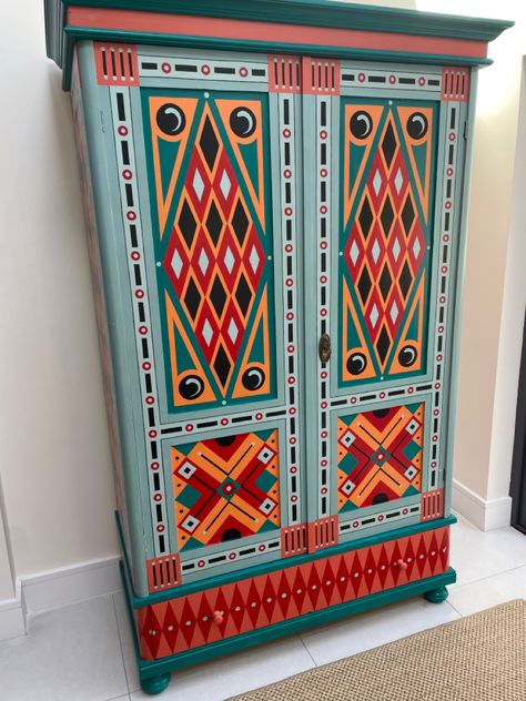 Painted Armoire, Wooden Cupboard, Painted Cupboards, Paint Storage, Furniture Paint, Funky Furniture, Funky Painted Furniture, Furniture Hacks, Hand Painted Furniture