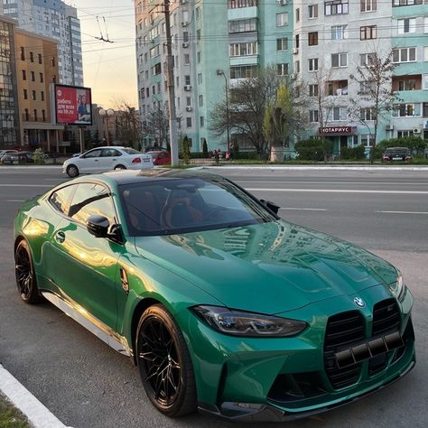 Bmw M Series, Green Cars, Serie Bmw, Dream Cars Bmw, Sports Car Wallpaper, Bmw 4 Series, Street Racing Cars, Fancy Cars, Super Luxury Cars