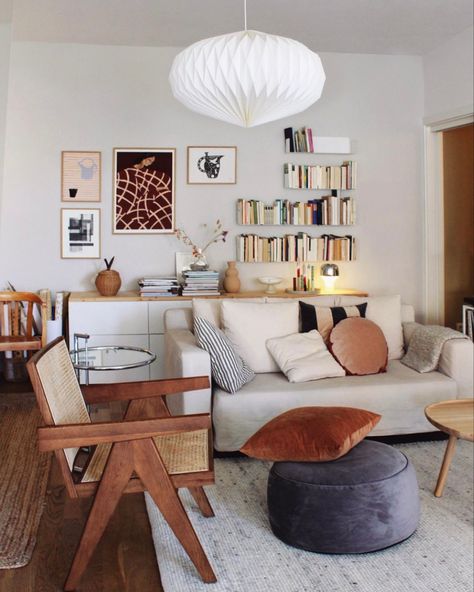 Living Room Scandinavian, Lovely Home, Apartment Decor Inspiration, Apartment Inspiration, Living Room Inspo, Living Room Style, A Living Room, Dream House Decor, Apartment Interior