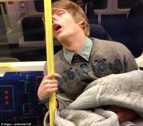 His tiredness nose no bounds: This chap, apparently spotted with his mouth agape on the London Underground, must have had a very long day indeed Sleep Funny, Slaap Lekker, People Sleeping, Have A Good Night, Sleeping Positions, Trendy Quotes, Funny People, Good Night Sleep, Funny Photos