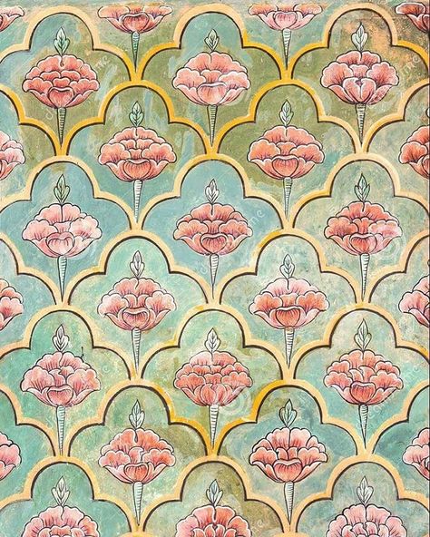 1,448 Likes, 20 Comments - Good Earth (@goodearthindia) on Instagram: “Some mid-week #inspiration: handpainted lotuses set within jaalis, courtesy of the City Palace in…” Jaipur City Palace, Fleurs Art Nouveau, Mughal Miniature Paintings, Jaipur City, India Pattern, Mughal Art Paintings, Mughal Paintings, Pichwai Paintings, Textile Prints Design