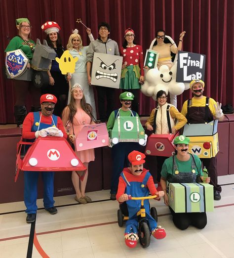 Mario Kart Diy Costumes, Mario Kart Halloween Costume Group, Lakitu Costume, Mario Party Costume, Mario Character Costumes, Mario Costume Diy, Mario Kart Costumes, Mario Bros Costume, Mario Halloween Costumes