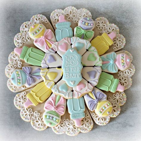 @rhsugar created these awesome platter ideas ...@bobbiscookies Cookie Platters, Cookie Platter, Sugar Cookie Royal Icing, Cookie Bouquet, Food Appetizers, Summer Cookies, Sugar Cookie Designs, Cake Cookie, Cookie Pops