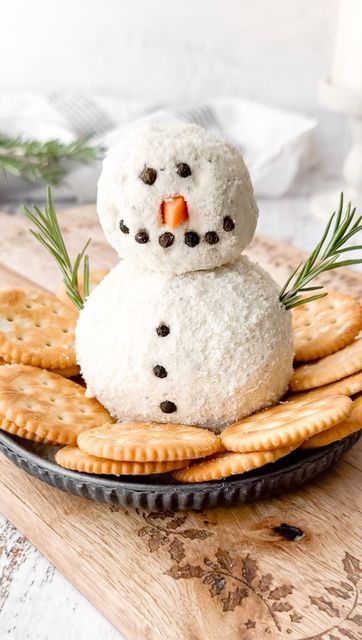 Boursin Snowman Cheeseball, Boursin Cheese Snowman, Boursin Snowman, Snowman Appetizers, Snowman Charcuterie Board, Boursin Cheese Ball, Pretzel Snowman, Snowman Charcuterie, Boursin Cheese Appetizers