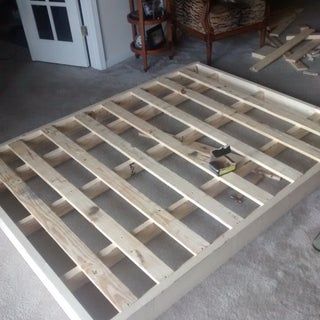 Diy Box Frame Bed, Simple Wood Platform Bed Frame, How To Make A Box Spring For Bed, Bed Base Ideas Diy, Build Box Spring, King Bed Frame No Box Spring, Diy Slats For Queen Bed, Diy Boxspring Bed Frame, Low Profile Bed Frame Diy