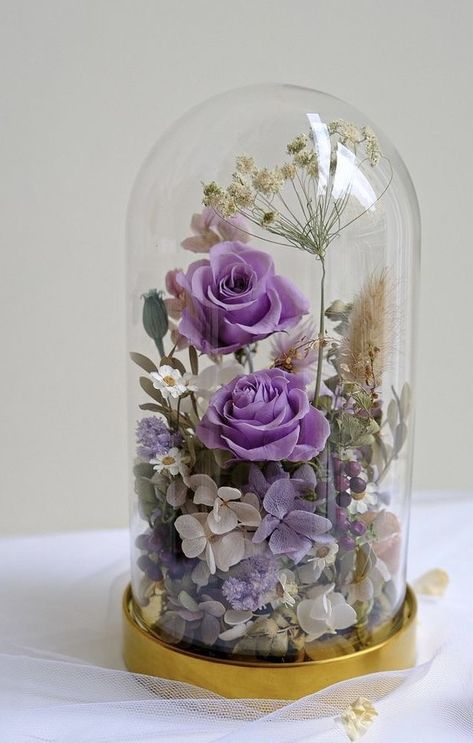 Floral Cloche, Dried Floral Decor, Glass Dome Display, Florist Logo, Flower Box Gift, Hand Bouquet, Flower Arrangements Diy, Preserved Flowers, Dried Floral