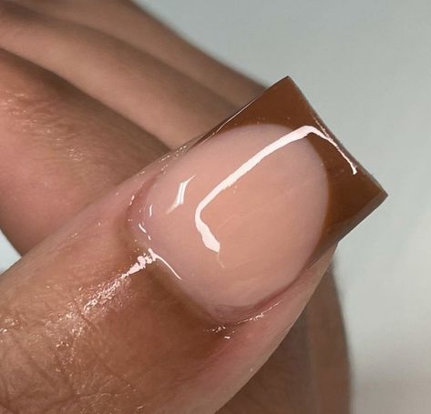 Short French Tip Brown Nails, Deep French Tip Nails Square Short, Brown French Tip Short Nails, Short Nude French Tip Nails, Brown French Tip Nails Square Short, Extra Short Square Acrylic Nails, Brown Short French Tip Nails, Brown French Tip Nails Short, Short Brown French Tip