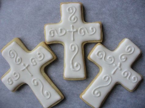 cross cookies | cross cookies white 1 Cross Cookies Decorated, Christian Cakes, Christening Cookies, Cross Cookies, Baptism Cookies, Easter Sugar Cookies, Easter Sweets, Sugar Cookie Royal Icing, Custom Desserts