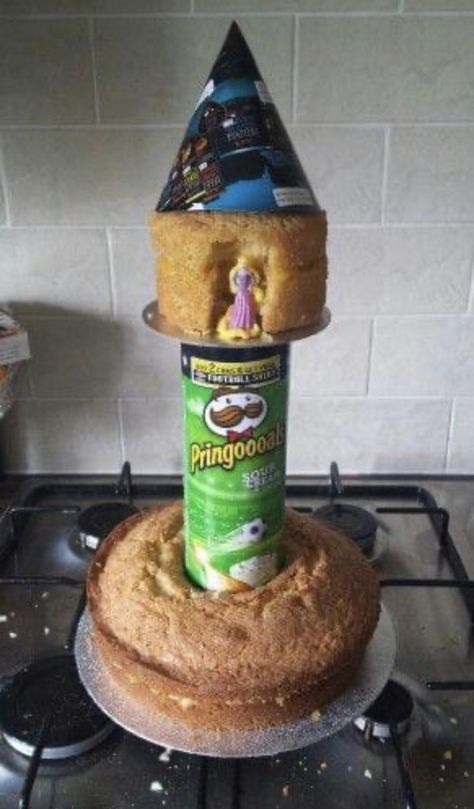 Rupunzle Cakes, Repunzal Cakes, Rapunzel Tower Cake, Rapunzel Cake Ideas Simple, Rapunzel Pasta, Rapunzel Torte, Rapunzel Birthday Cake, Rapunzel's Tower, Bolo Rapunzel