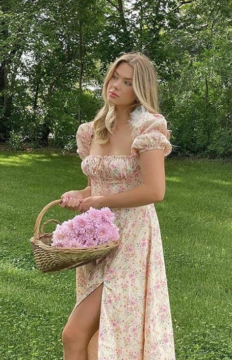 Sophie Suchan, Casual Formal Dresses, Garden Girls, Boho Print, Style Maxi Dress, Looks Style, Fashion Poses, Printed Maxi, Looks Vintage