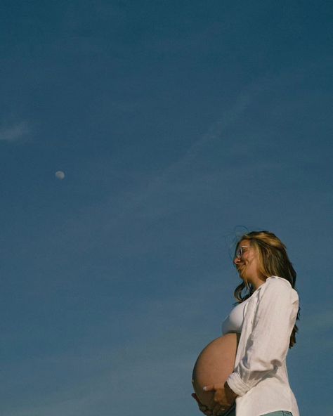 This maternity session was so sweet,,, Their child will be so loved! Sky Maternity Shoot, Gloomy Maternity Photos, Maternity Photography Sunset, Chill Maternity Shoot, Maternity Photos In A Field, Maternity Photos Single Mom, Artistic Maternity Photography, Maternity Photography Mountains, Unique Maternity Pictures Creative