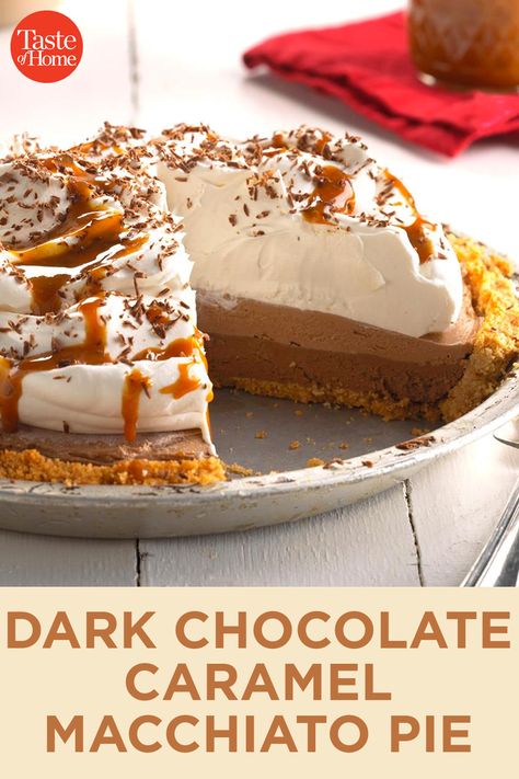 Dark Chocolate-Caramel Macchiato Pie Yummy Pie Recipes, Caramel Pie, Dark Chocolate Caramel, Pie Pops, Chocolate Curls, Caramel Macchiato, Caramel Recipes, Perfect Pies, Chocolate Pies