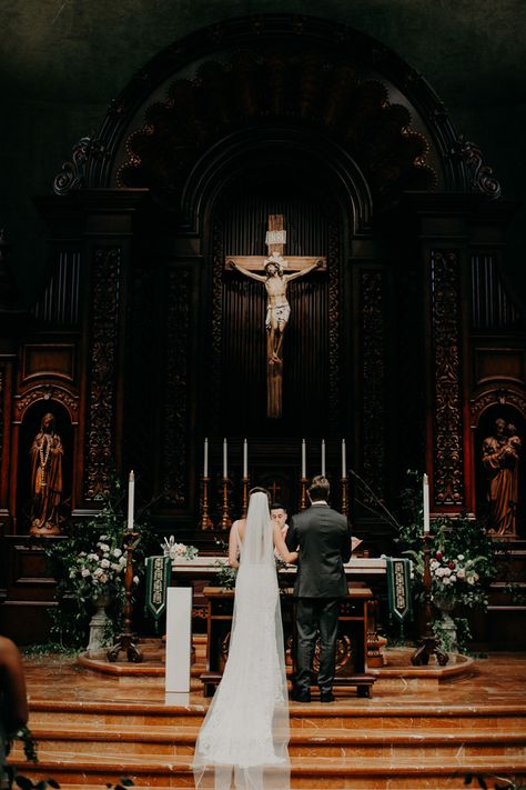 Shades Of Dusty Blue, Church Wedding Photos, Church Wedding Photography, Wedding Locations California, Bekväma Outfits, Romantic Wedding Receptions, Wedding Picture Poses, Catholic Wedding, Future Wedding Plans