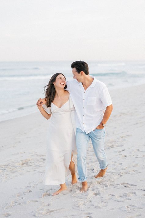 Wedding Couple Beach Photos, Engagement Photos Jewelry, Prenup Shoot Beach, Beach Prenup Shoot, Pre Wedding Photoshoot Beach Photo Ideas, Crystal Cove Engagement Photos, Summer Engagement Photos Beach, Engagement Beach Pictures, Couples Sunset Photoshoot Beach Photos