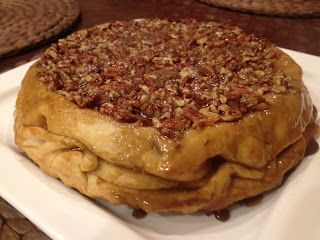 Upside Down Apple Pie, Caramel Apple Pie Recipes, Apple Crisp Pie, Apple Pecan Pie, Apple Pie Filling Recipes, Individual Pies, Decadent Food, Pie Filling Recipes, Caramel Apple Pie