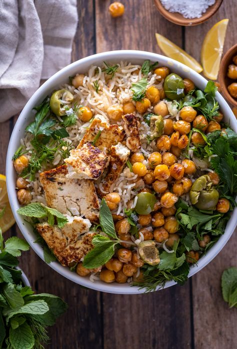 Fluffy Baked Rice with Chickpeas and Crispy Tofu Feta - Wandering Chickpea Wandering Chickpea, Rice With Chickpeas, Tofu Feta, Pan Fried Tofu, Romesco Sauce, Baked Rice, Marinated Tofu, Crispy Chickpeas, Crispy Tofu