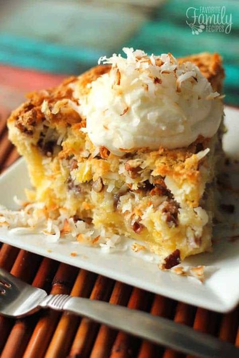 WEEKLY MENU PLAN (#125) - A delicious collection of dinner, side dish and dessert recipes to help you plan your weekly menu and make life easier for you! Island Pecan Pie, Coconut Cream Pie Bars, Pecan Desserts Recipes, Coconut Recipes Dessert, Pecan Desserts, Best Pecan Pie, Coconut Desserts, Coconut Pie, Coconut Cream Pie