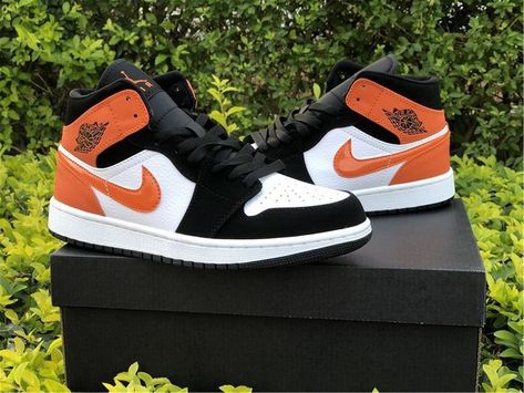 Mid Jordan 1, Air Jordan 1 Women, Sneakers Air Jordan, Shattered Backboard, Jordan Sneaker, Cinderella Shoes, Nike Air Jordan 1 Mid, Cute Sneakers, Air Jordan 1 Mid