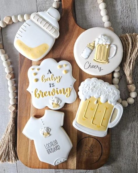 A Baby Is Brewing Cookies, Beer And Baby Shower Ideas, Brewery Baby Shower Ideas, A Baby Is Brewing Baby Shower Ideas, Baby Is Brewing Shower Ideas, Booze Cakes, Poppin Bottles Baby, Booze Cake, Blue Oven