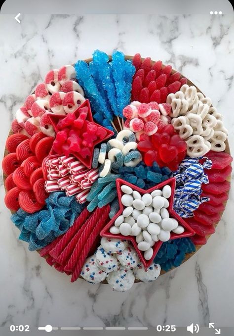 July 4th Baby Shower Ideas, 4th Of July Gender Reveal Ideas, Red White And Blue Baby Shower Ideas, Fourth Of July Baby Shower Ideas, Red White And Due Baby Shower Theme, 4th Of July Gender Reveal Party, 4th Of July Baby Shower Ideas, Fourth Of July Gender Reveal, July Baby Birthday