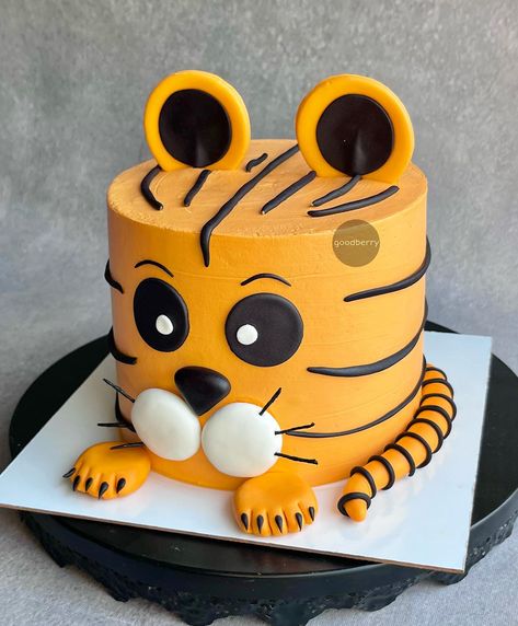 Tiger Cake, Safari Cakes, Animal Cake, Themed Birthday Cakes, Boy Birthday Cake, Cake Decorating Techniques, Sweets Recipes, Let Them Eat Cake, 4th Birthday