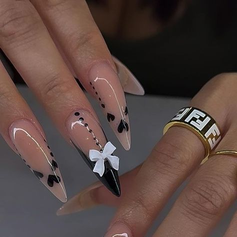 Peyton Maree Charles on Instagram: "Vday Tuxedo Set by @nailsbykay.952 #nailsnailsnails #nails #nailart" Stilleto Nails Designs, Drip Nails, Ombre Acrylic Nails, Edgy Nails, Goth Nails, Simple Gel Nails, Glamorous Nails, Acrylic Nails Coffin Pink, Unique Acrylic Nails