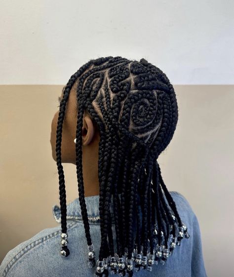 Braids And Beads, Medium Box Braids, Braided Hairstyles For Teens, Cute Box Braids Hairstyles, Protective Hairstyles Braids, Braids With Beads, Natural Hair Braids, Cornrow Hairstyles, African Braids Hairstyles