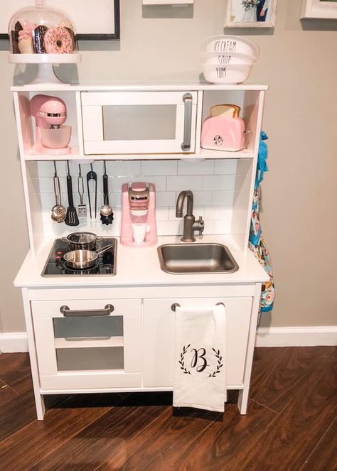 Kitchen Food Organization, Play Kitchen Decor, Daycare Playroom, Ikea Kids Kitchen, Food Organization, Play Kitchen Food, Baby Play Areas, Toddler Class, Girls Playroom