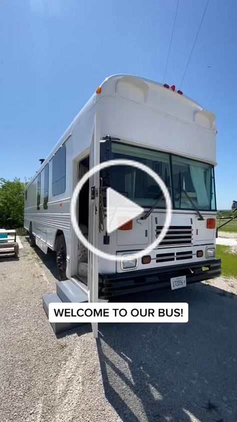 Bus Remodel, Bus Motorhome, Motorhome Remodel, School Bus Tiny House, School Bus Camper, School Bus House, Converted School Bus, Motorhome Conversions, Converted Bus