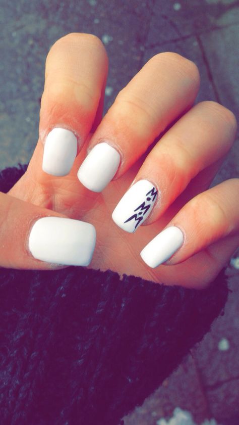 #nails #white #winter #initials Nail With Initial, White Nail Paint, Nails With Initials, Design With Letters, Turquoise Nails, Nail Designs Valentines, Nails White, White Nail, Recipes Keto