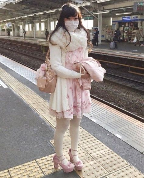 Pastel Pink Fashion, Himekaji Gyaru Outfits, Casual Hime Gyaru, Gyaru Fashion Pink, Himekaji Aesthetic, Liz Lisa Outfits, Hime Gyaru Outfits, Hime Gyaru Fashion, Himekaji Gyaru