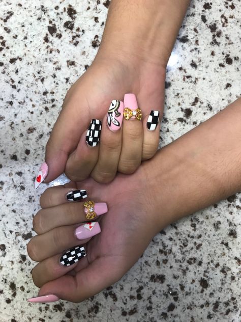 Alice In Wonderland Nails Designs Simple, Alice In Wonderland Nails Designs, Nails Simple Pink, Nails Designs Simple, Pink Alice In Wonderland, Alice In Wonderland Nails, Wonderland Nails, Fun Hair, Alice In Wonderland Party