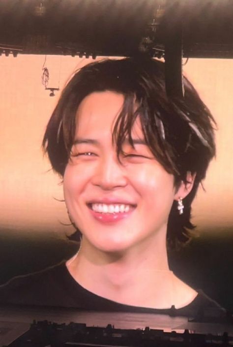 Jimins Smile, Bts Smile, Jimin Smile, Smile Wallpaper, Jimin Pictures, Jimin Wallpaper, Bts Aesthetic Pictures, Good Smile, Park Jimin Bts