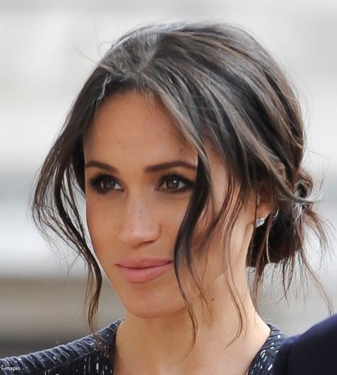 Meghan wore her hair up for the service. Mad About Meghan Meghan Mark, Meghan Markle Hair, Stephen Lawrence, Princ Harry, Hair Updo, Hair Long, Wedding Hair And Makeup, 25th Anniversary, Vintage Hairstyles