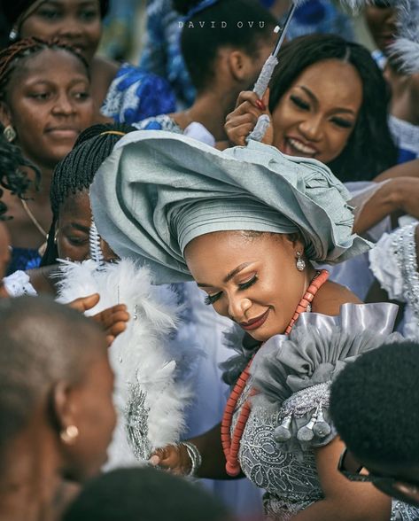 Sixteen Songs To Play At An Efik/Ibibio Traditional Wedding Ibibio Wedding, Ibibio Bride, Seventeen Song, Nigeria Africa, Wedding Songs, African Men, Wedding Programs, Traditional Wedding, Love Songs