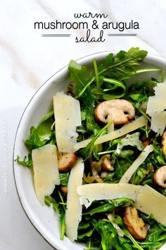 warm mushroom and arugula salad with lemon and parmesan Salad With Lemon, Mushroom Salad, Grilled Mushrooms, Eat Salad, Arugula Salad, Salad Bar, Healthy Salads, Salad Dressings, Arugula