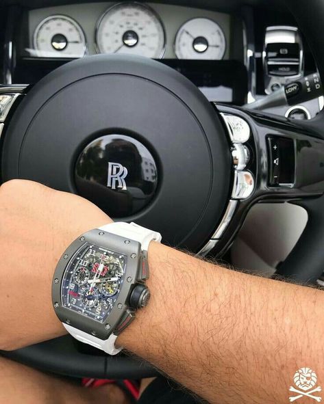 Rolls Royce and watch Richard mille Watch Richard Mille, Billionaire Aesthetic, Richard Mille Watches, Computer Gaming Room, Futuristic Shoes, Luxury Cars Rolls Royce, Amazing Inspirational Quotes, Watch Roll, Watches Rolex