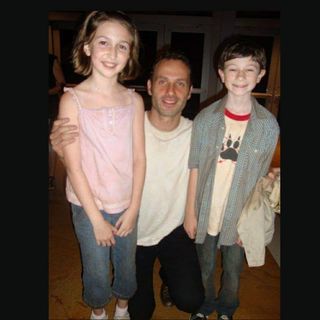 Andybaby (@andybabylincoln) • Instagram photos and videos Madison Lintz, Andrew Lincoln, Stuff And Thangs, Rick Grimes, Timeline Photos, Walking Dead, The Walking Dead, Doctor Who, Walking