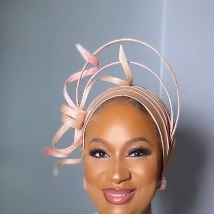 Fasinators Ideas, Fascinator Hats Outfit Classy, Samira Bawumia Dresses, Fascinator Hats Wedding Guest, Fascinator Styles, Kids Gown Design, Headgear Fashion, Hats Outfit, Fascinators Hats