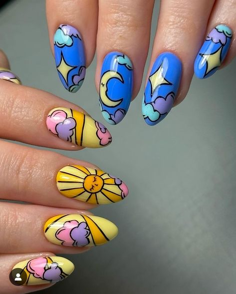 Sky Nails, Hippie Nails, Moon Nails, Star Nails, Cute Nail Art, Fire Nails, Funky Nails, Pretty Acrylic Nails, Queen Bee